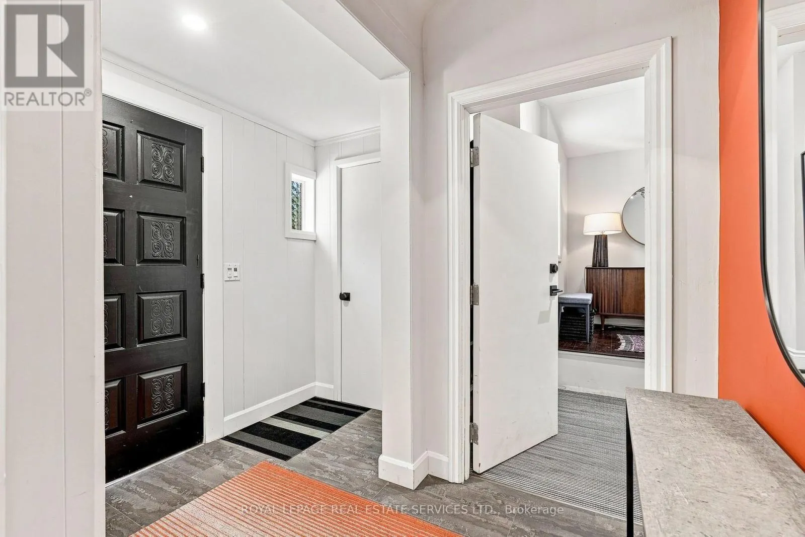 372 TRAFALGAR ROAD