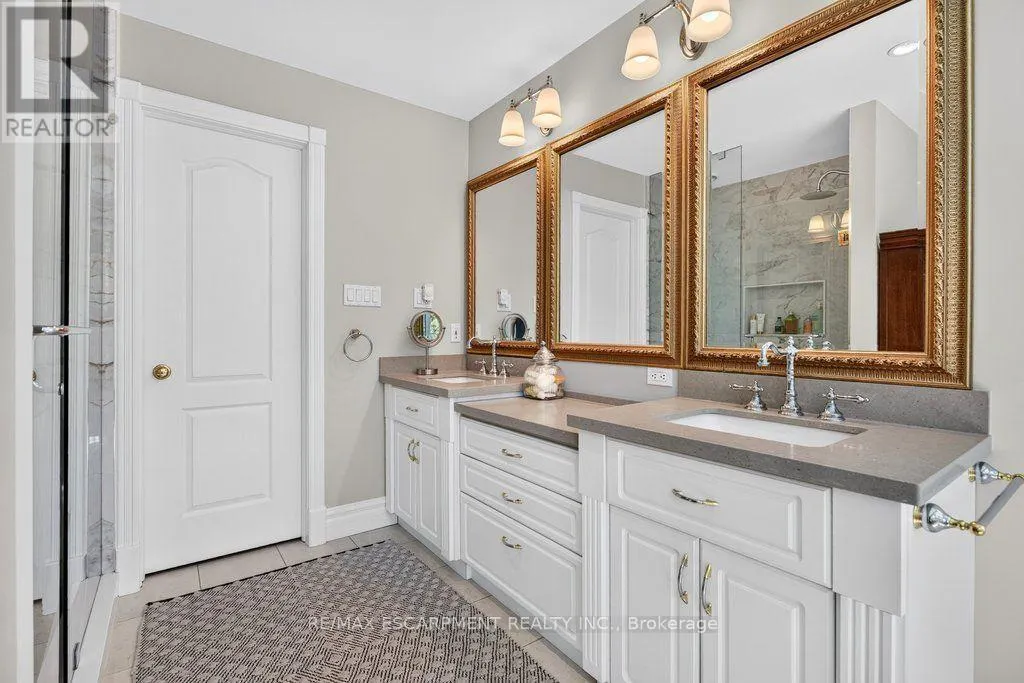 3151 LAKESHORE ROAD