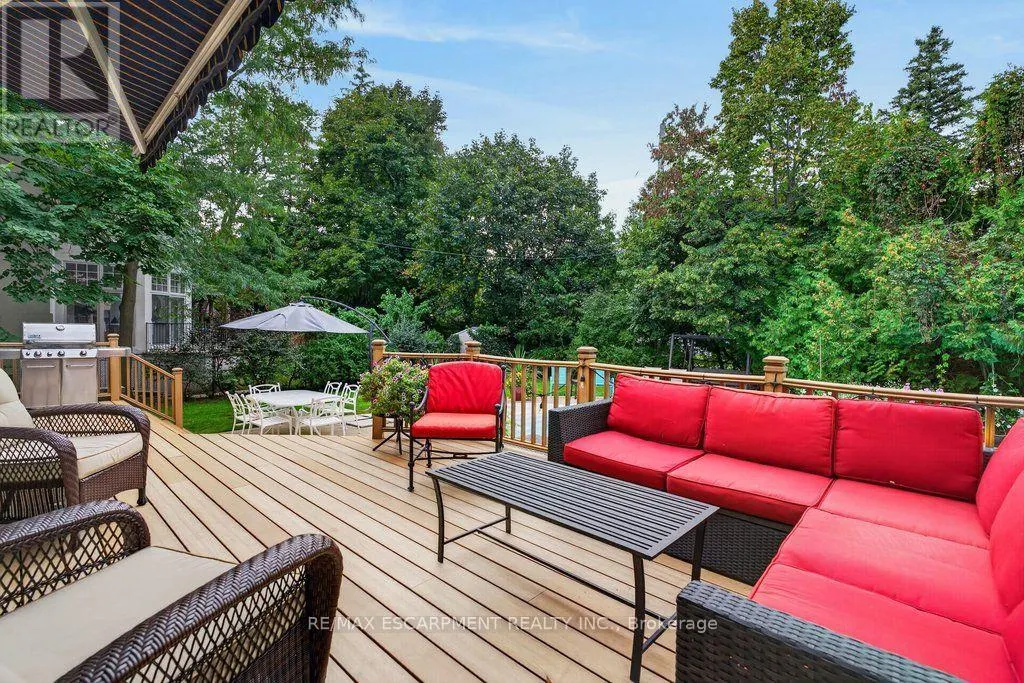 3151 LAKESHORE ROAD