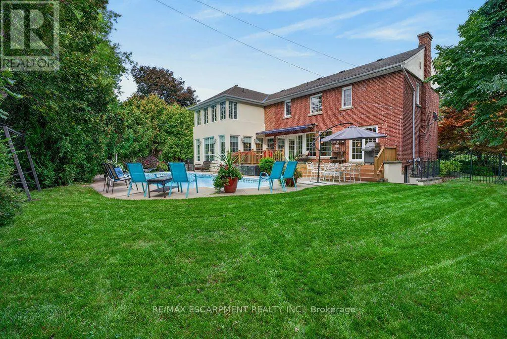 3151 LAKESHORE ROAD