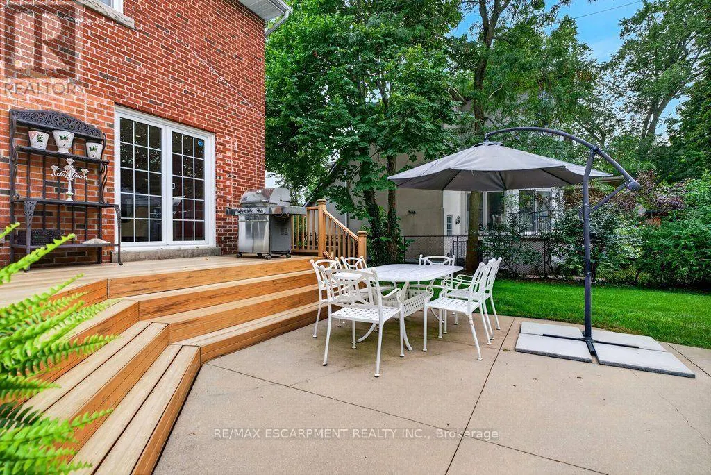 3151 LAKESHORE ROAD