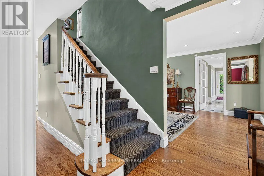 3151 LAKESHORE ROAD