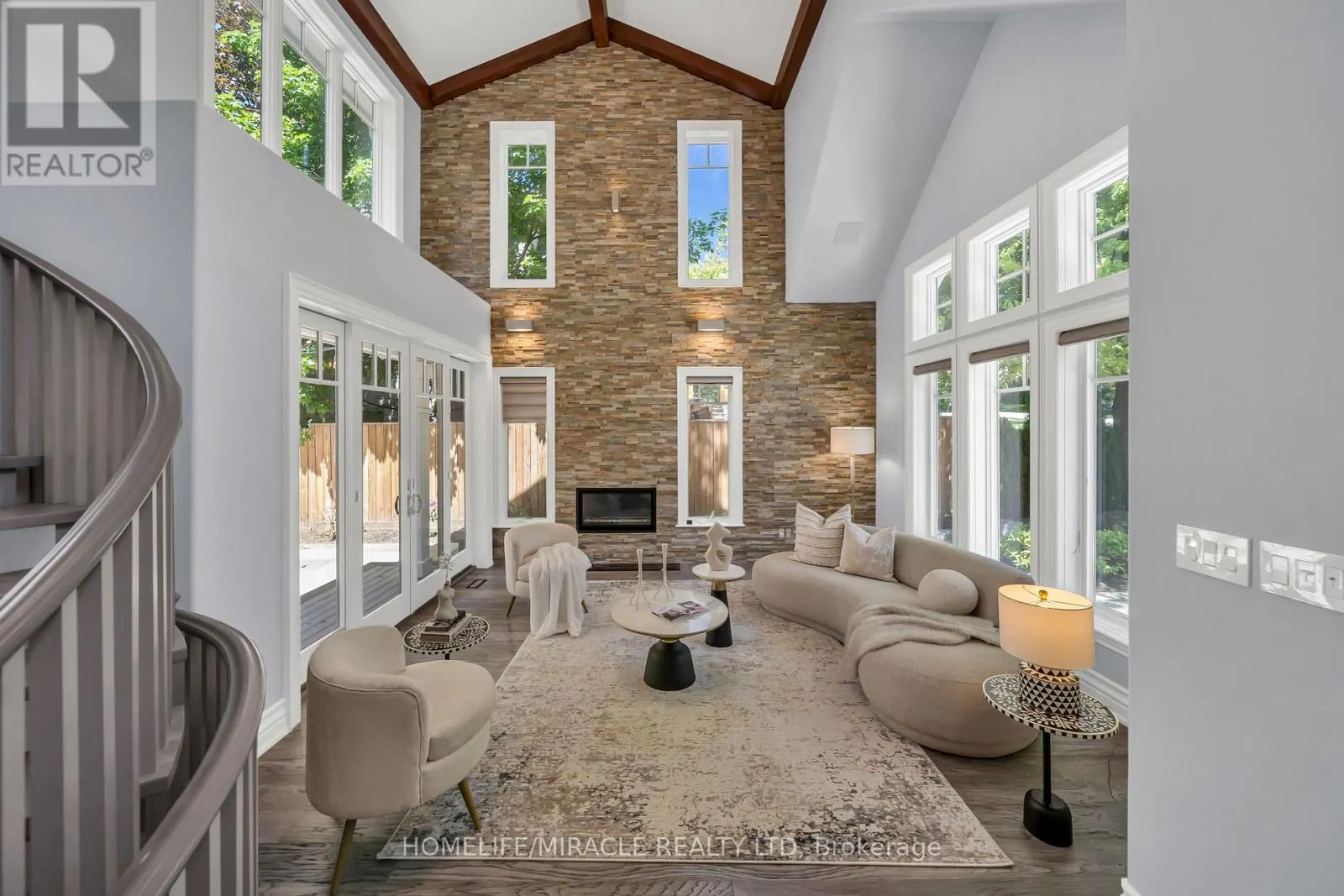 271 OAKHILL ROAD