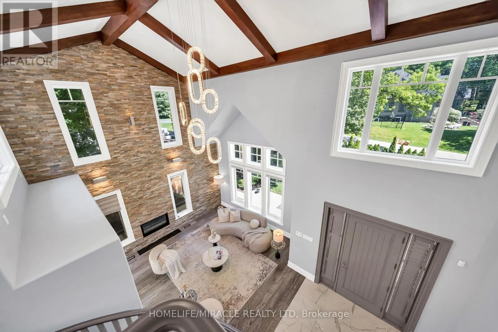 271 OAKHILL ROAD