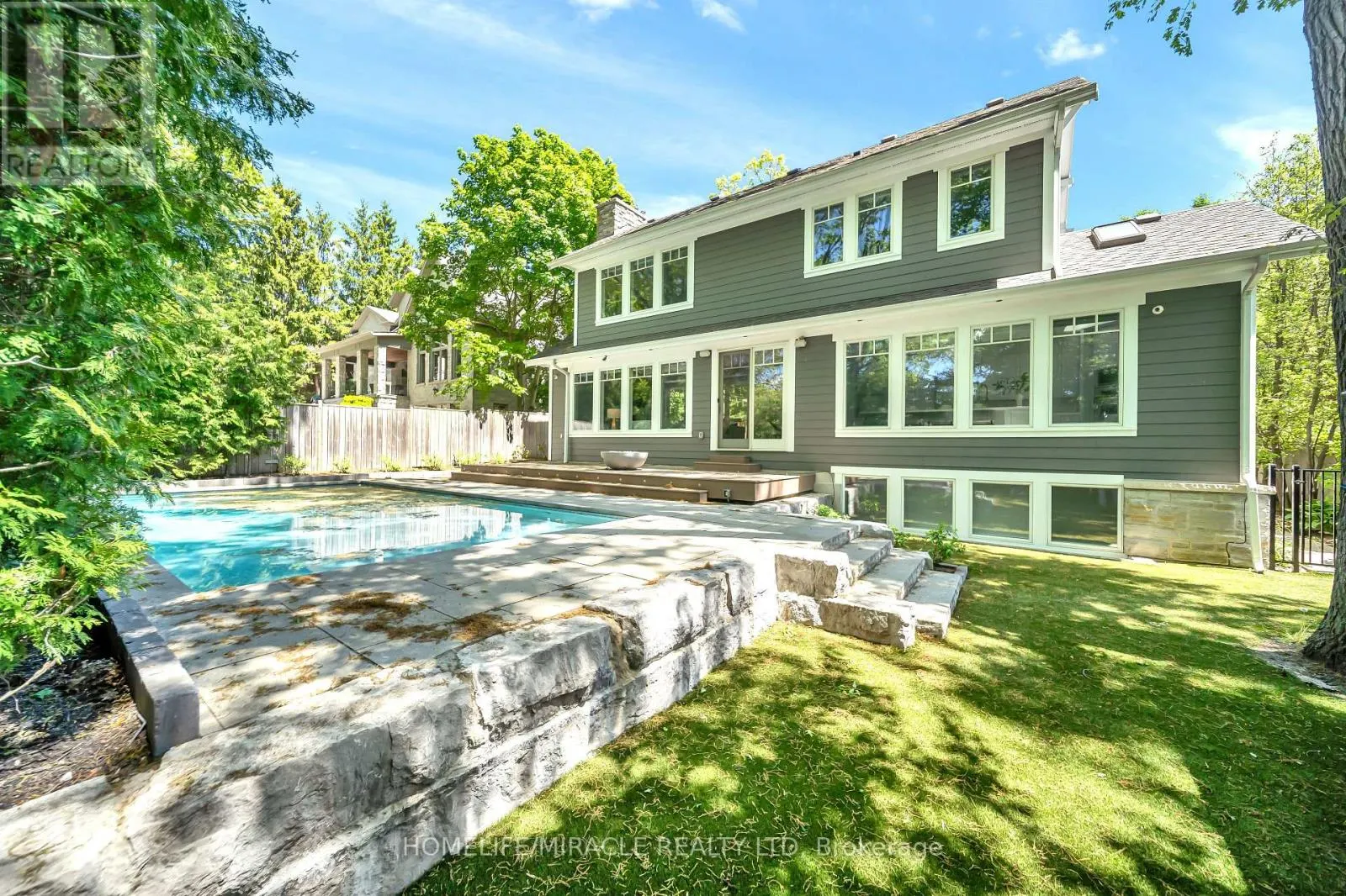 271 OAKHILL ROAD