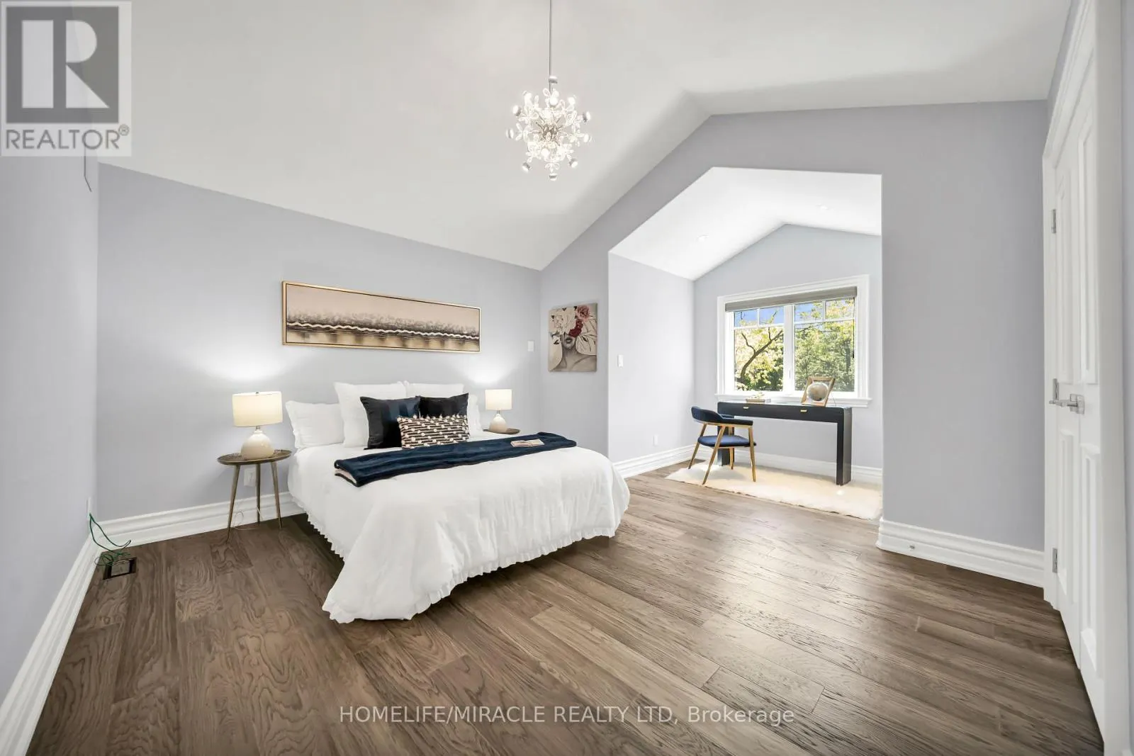 271 OAKHILL ROAD