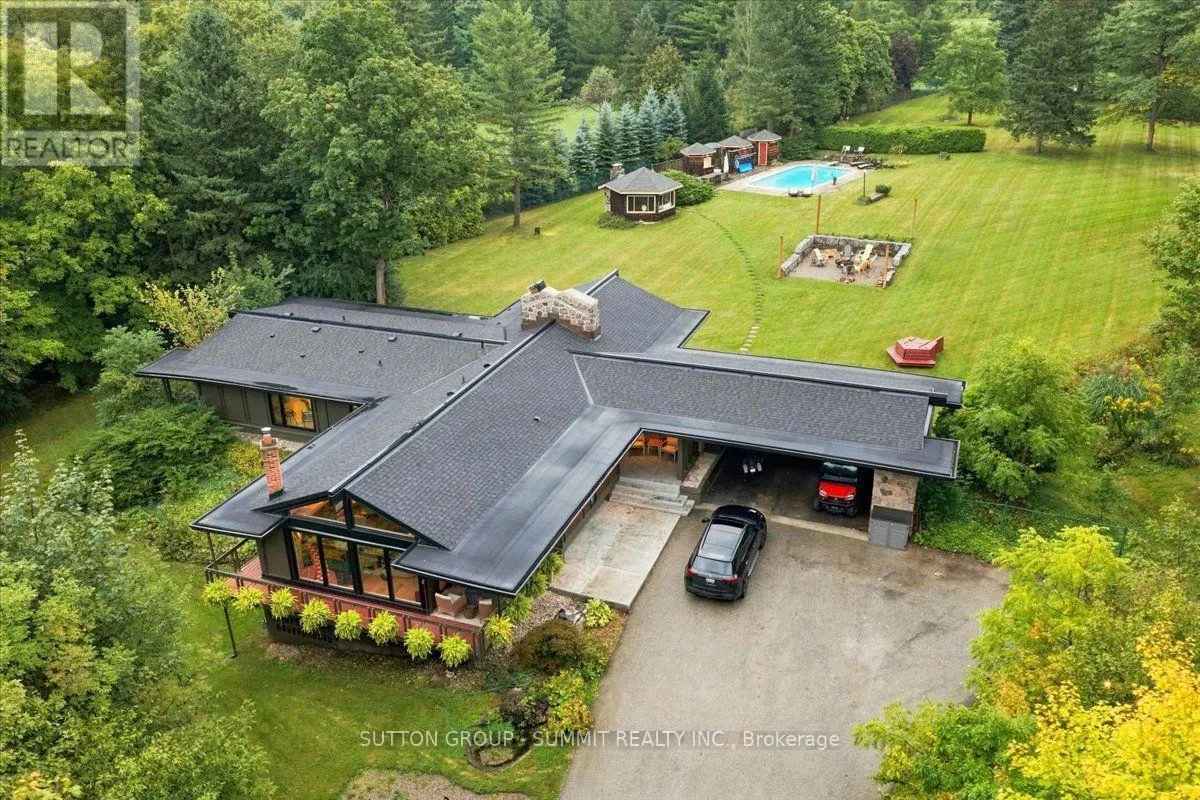 2510 BRITANNIA ROAD
