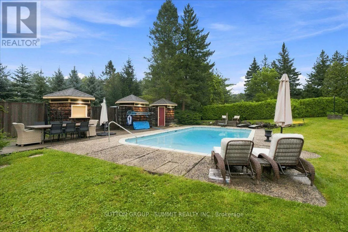 2510 BRITANNIA ROAD