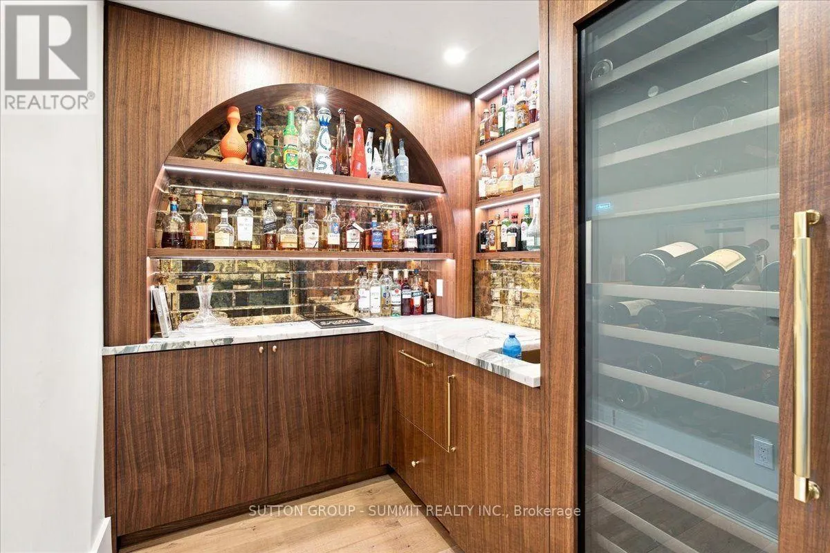 2510 BRITANNIA ROAD
