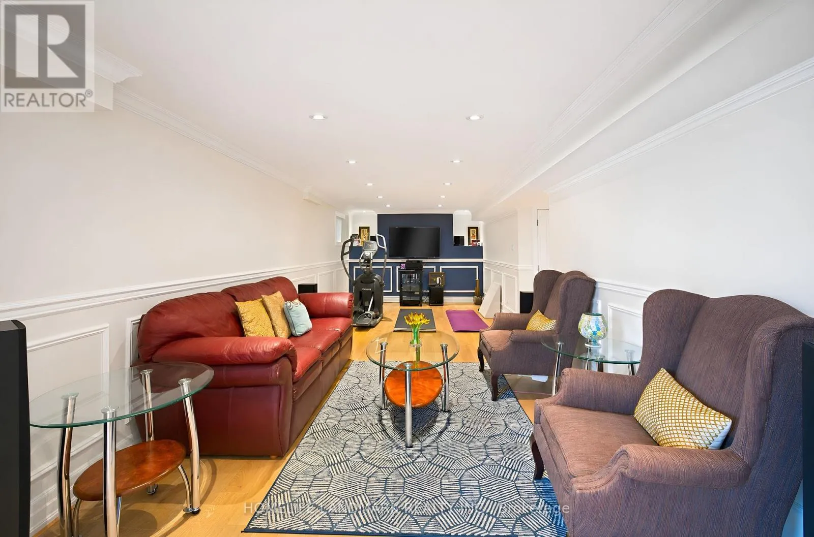 21 BEARWOOD DRIVE