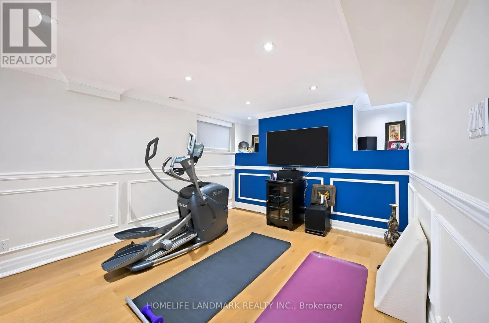 21 BEARWOOD DRIVE