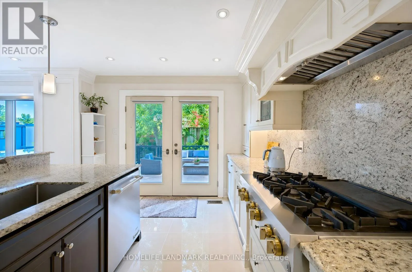 21 BEARWOOD DRIVE