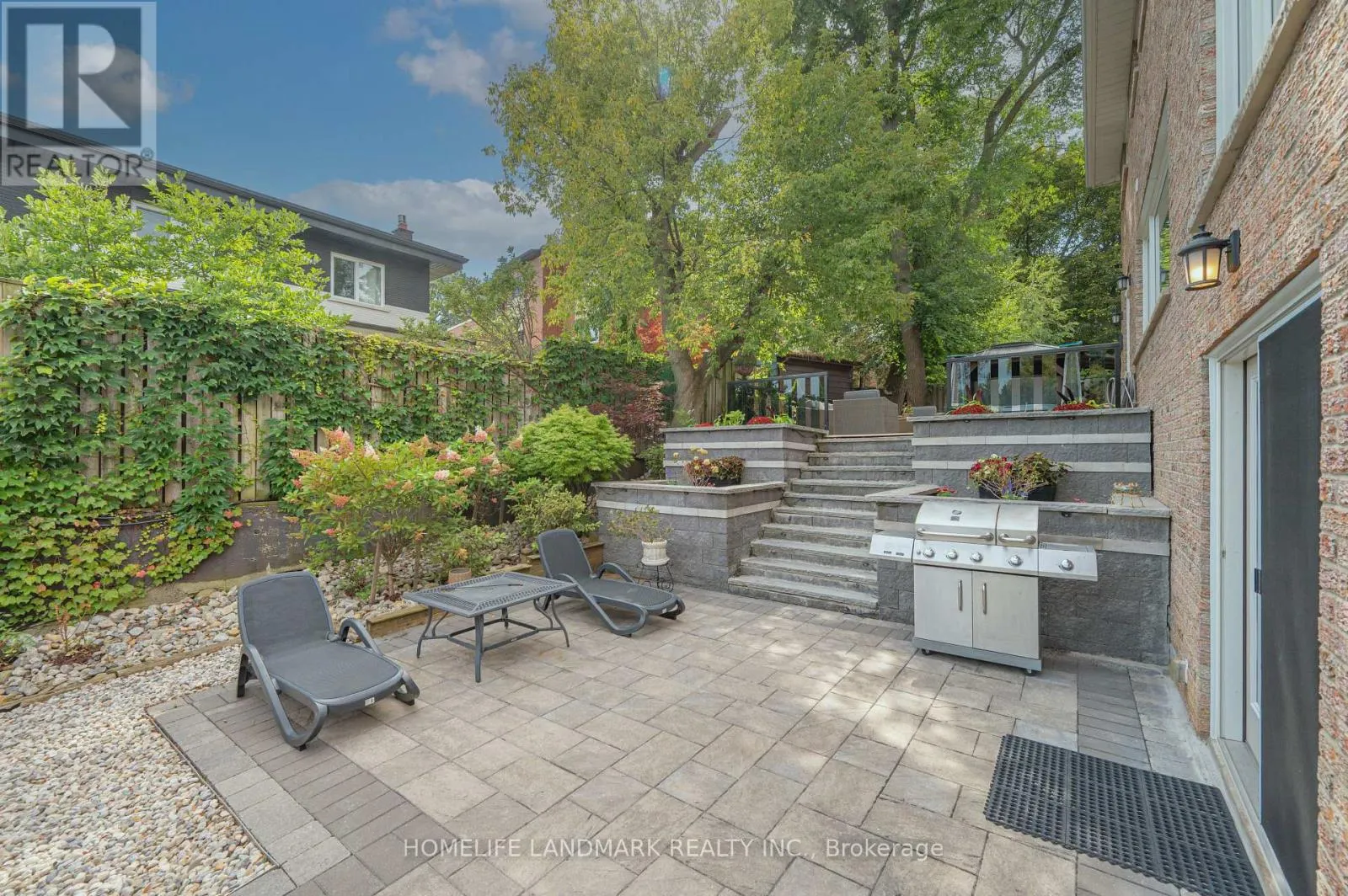 21 BEARWOOD DRIVE