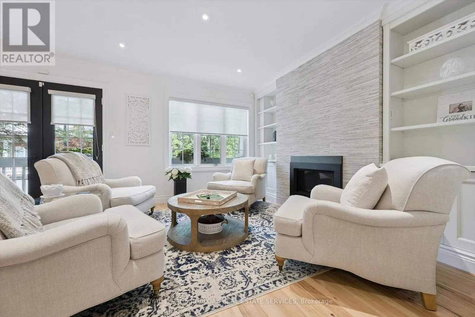 5 - 263 PLAINS ROAD W
