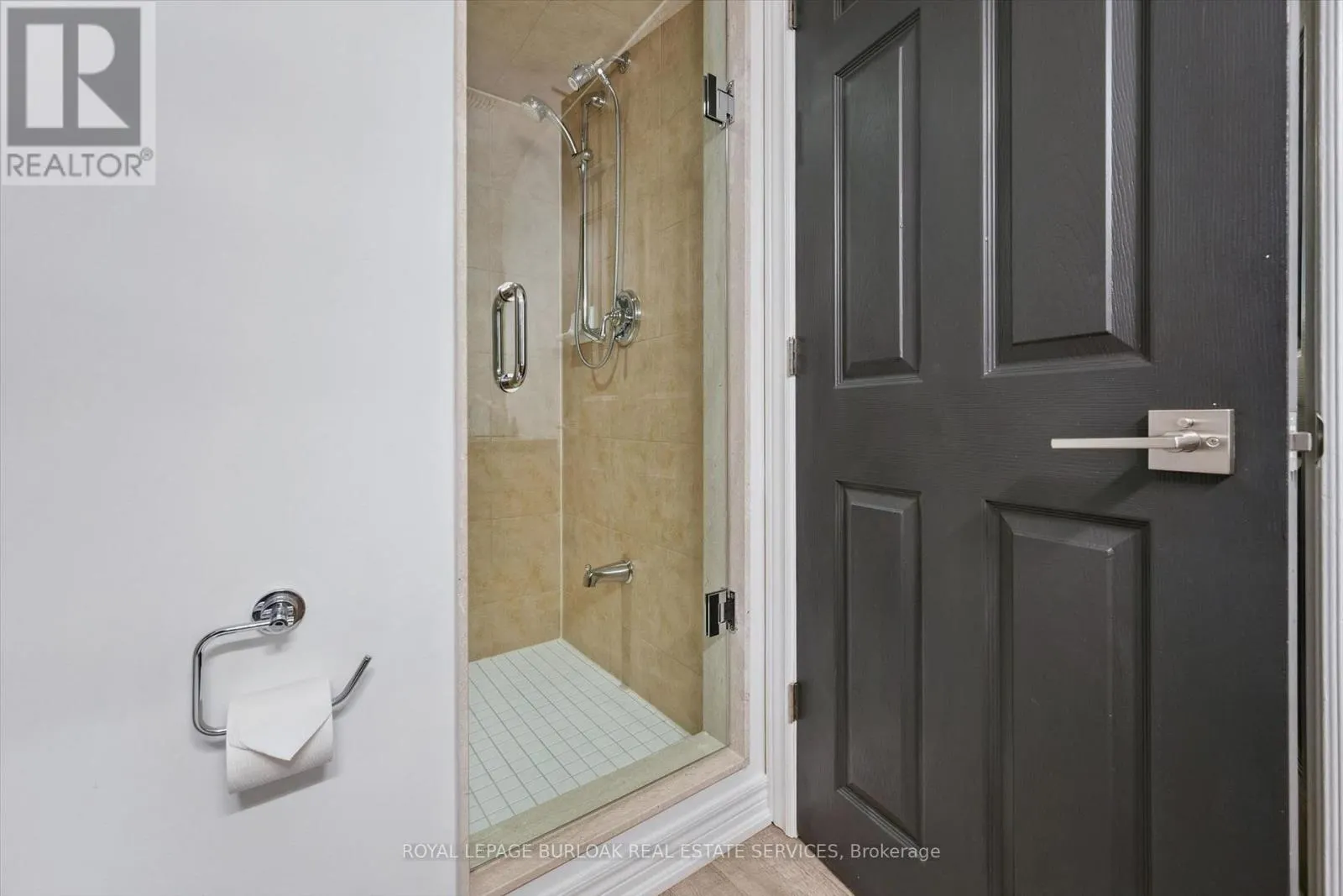5 - 263 PLAINS ROAD W
