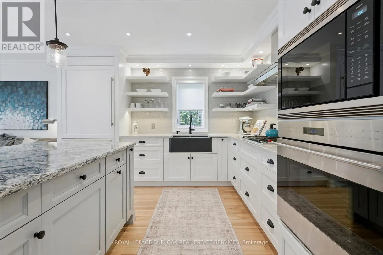 5 - 263 PLAINS ROAD W