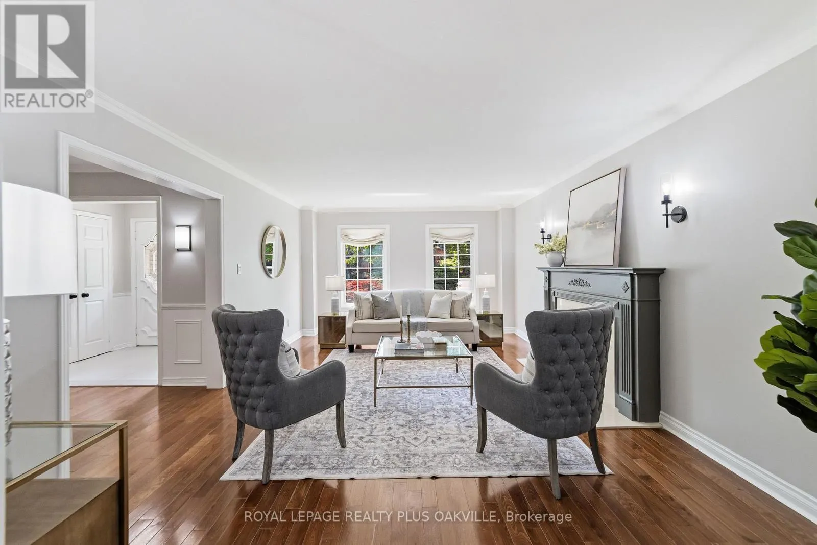 1113 VALLEYWOOD COURT