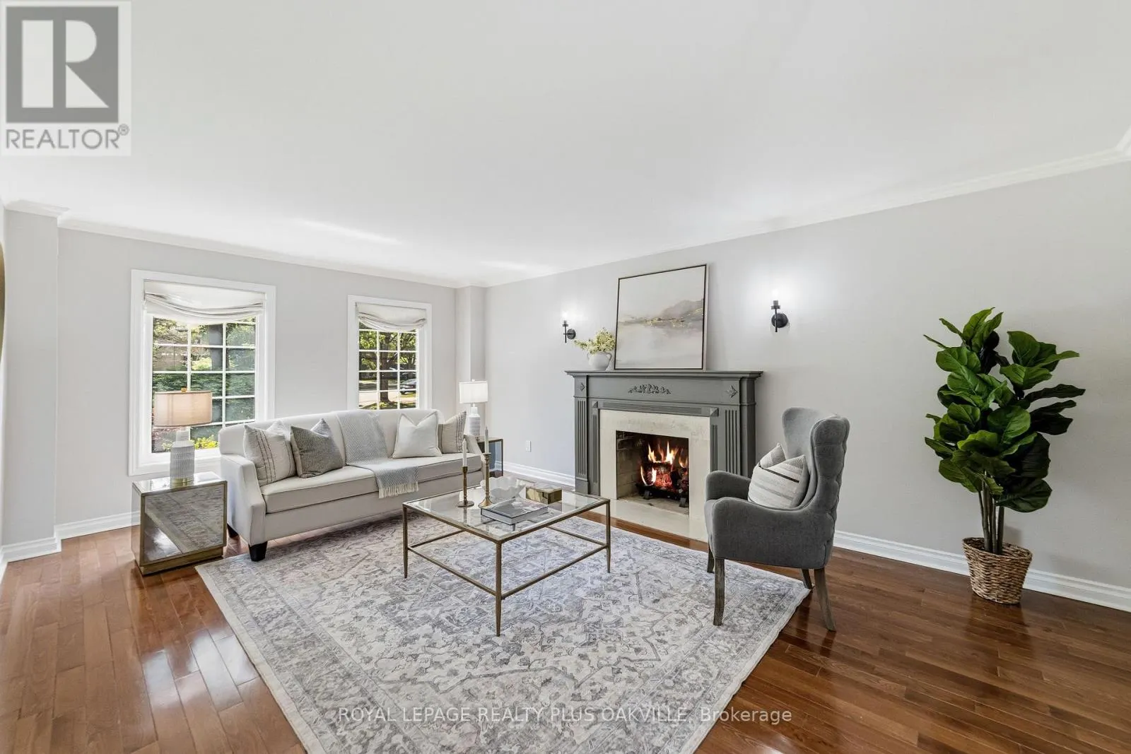 1113 VALLEYWOOD COURT
