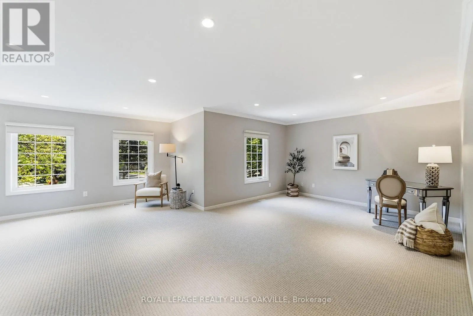 1113 VALLEYWOOD COURT