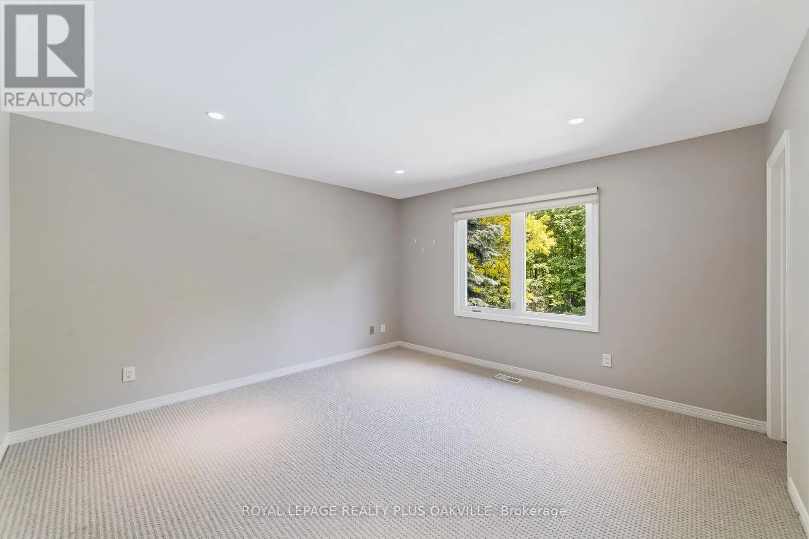 1113 VALLEYWOOD COURT