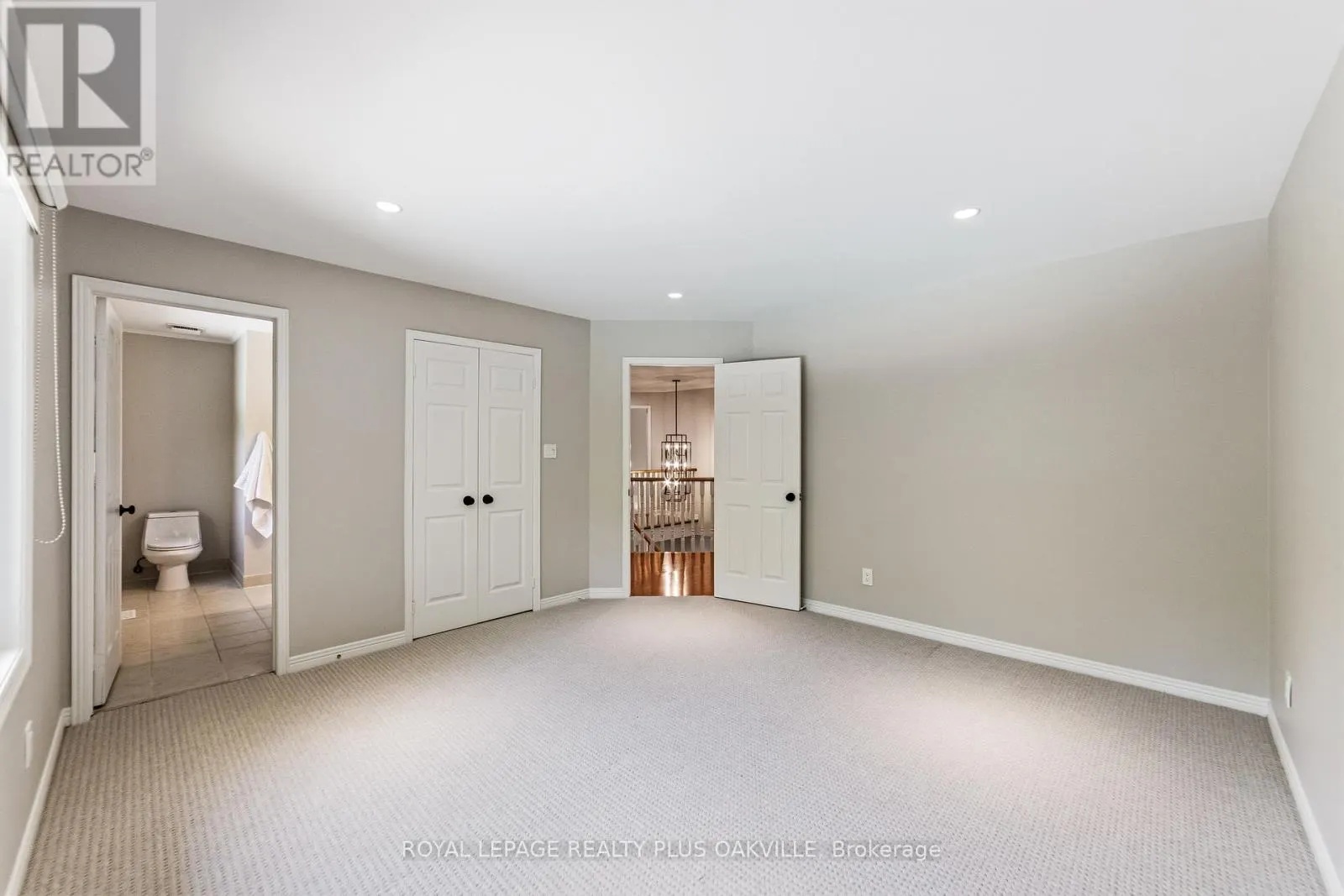 1113 VALLEYWOOD COURT