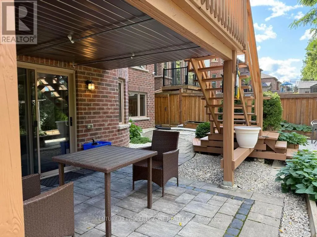 123 UPPER CANADA COURT