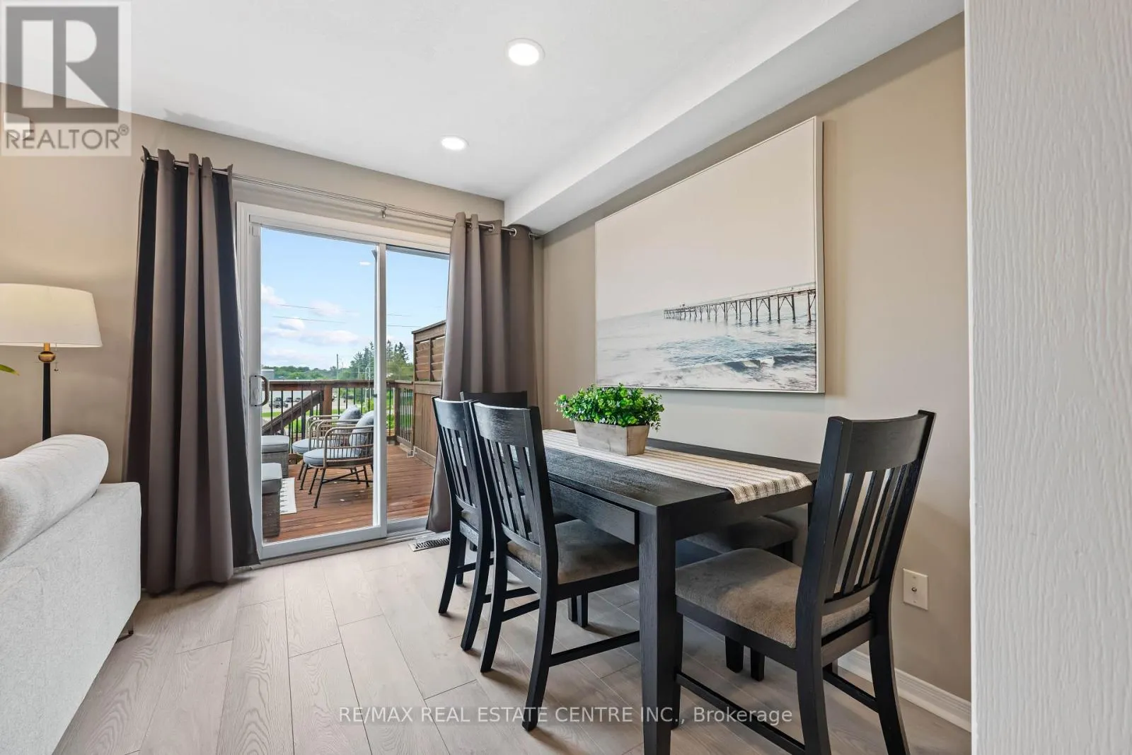 53 BENJAMIN CRESCENT