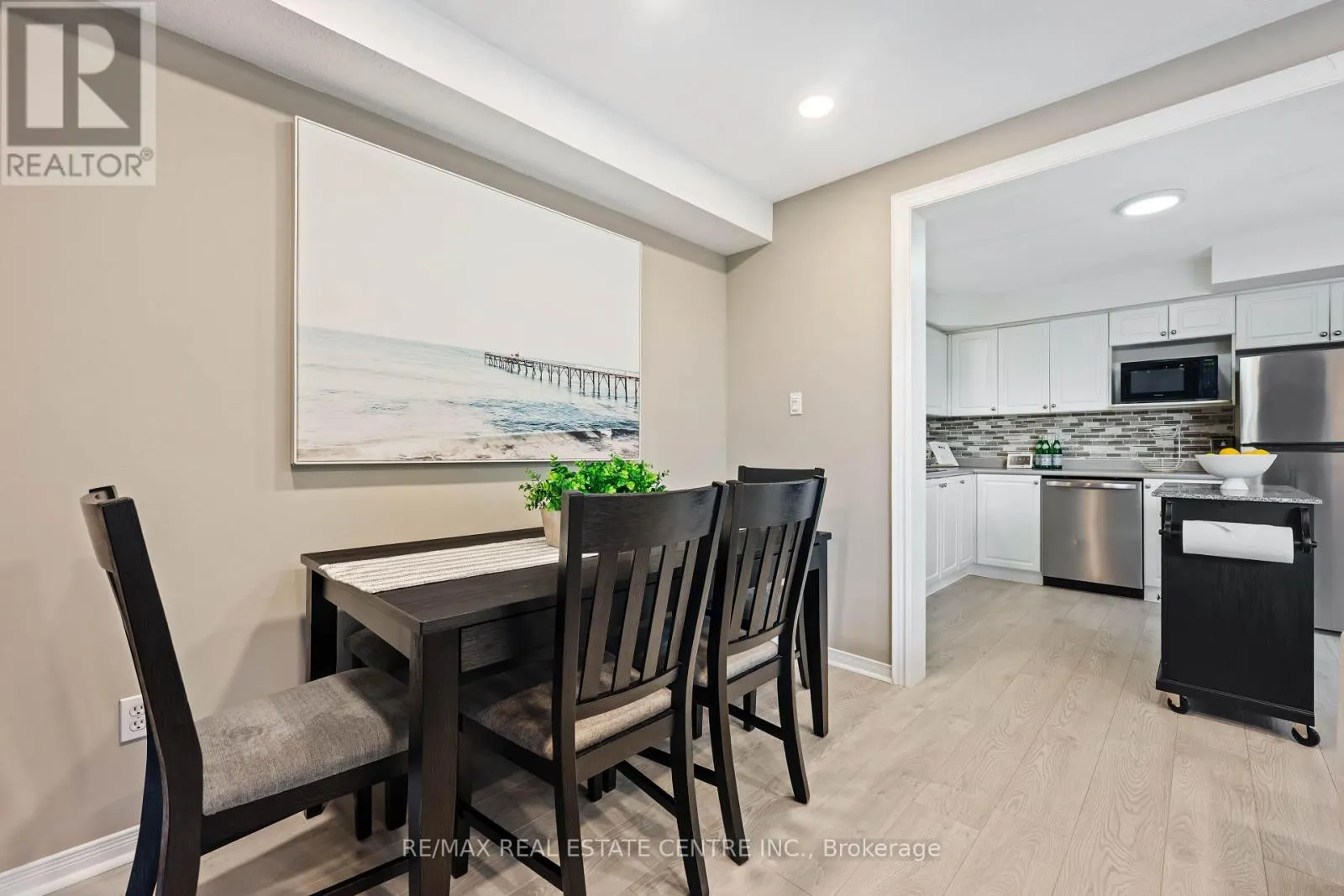 53 BENJAMIN CRESCENT