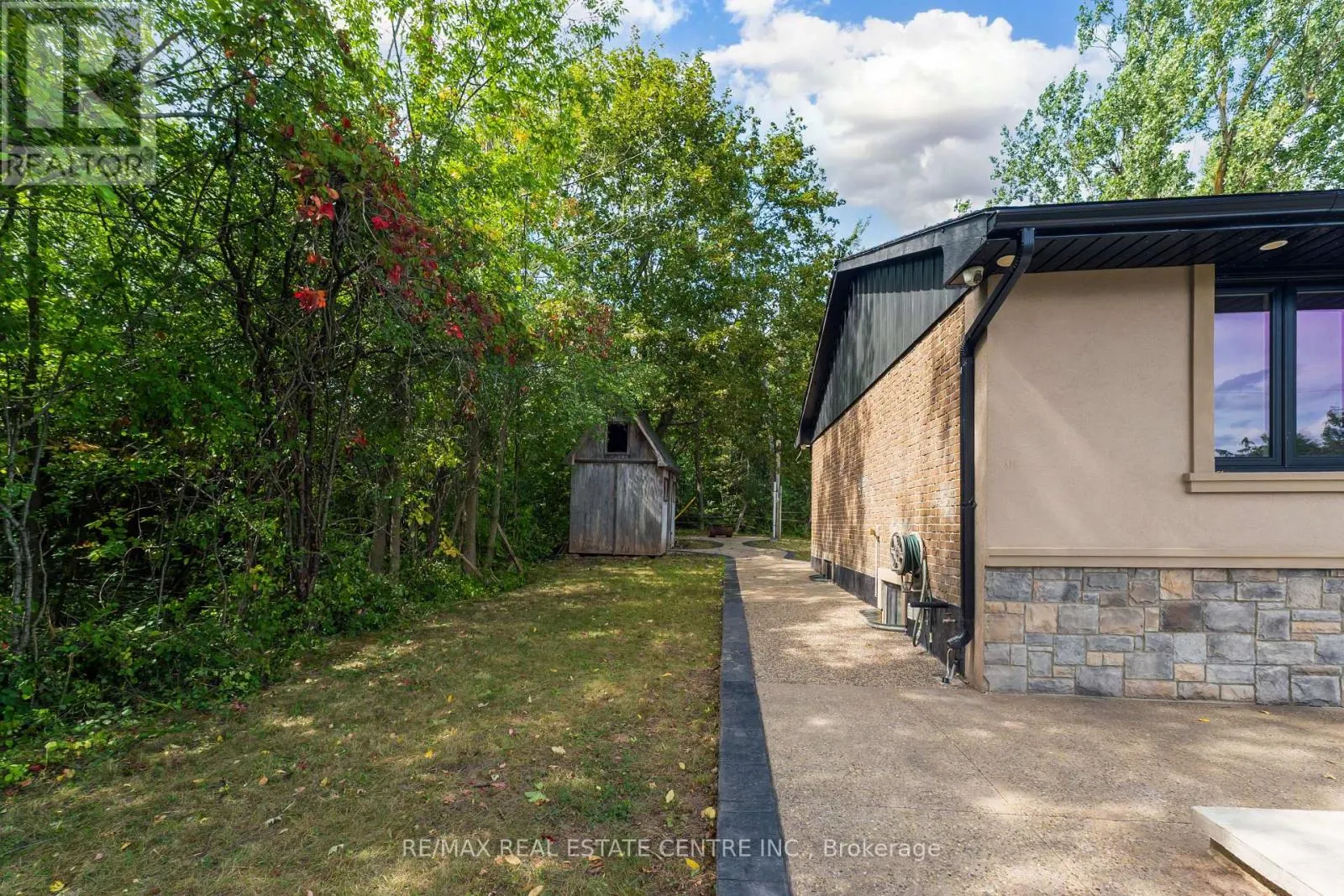 1910 OLDE BASE LINE ROAD