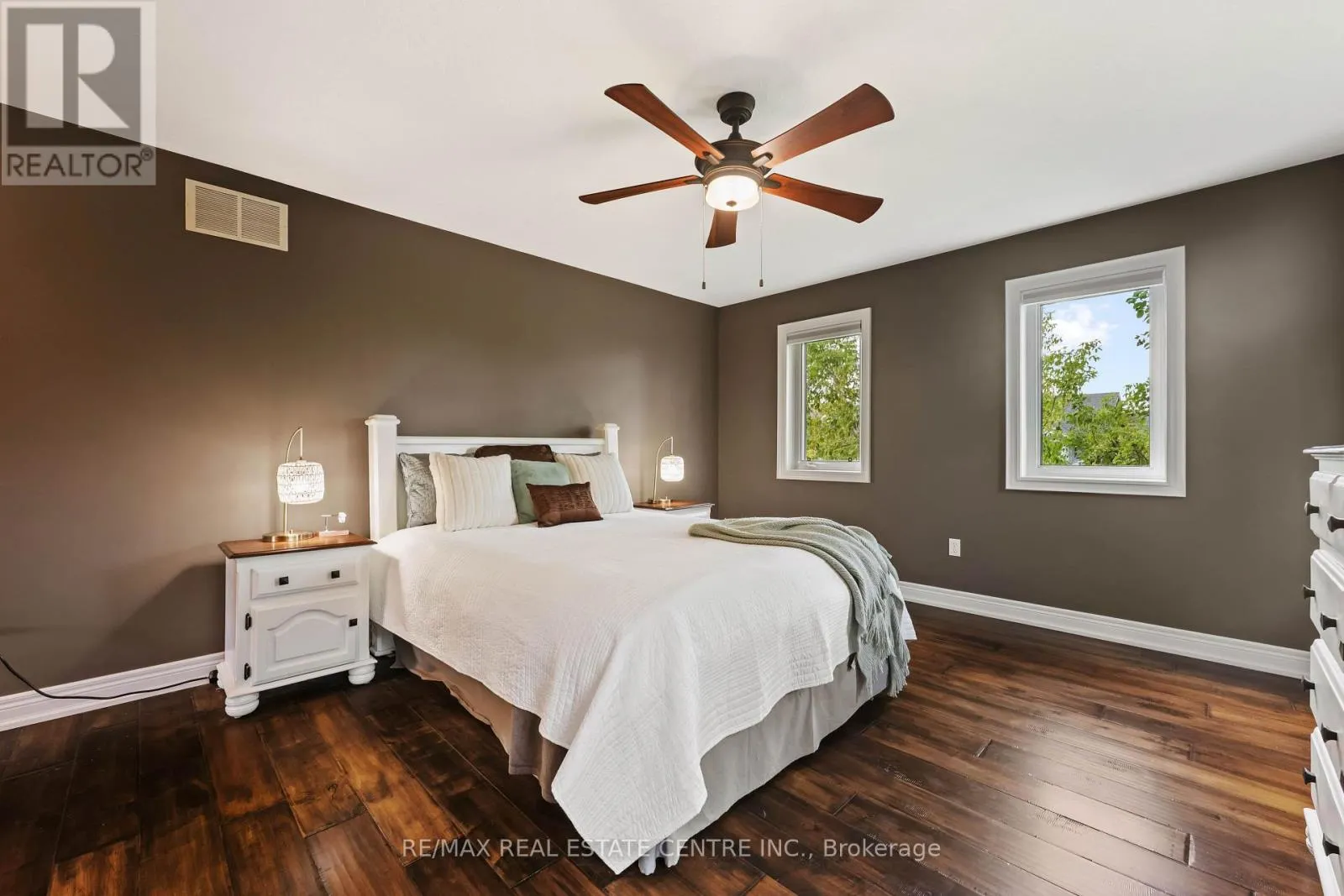 119 OAK RIDGE DRIVE