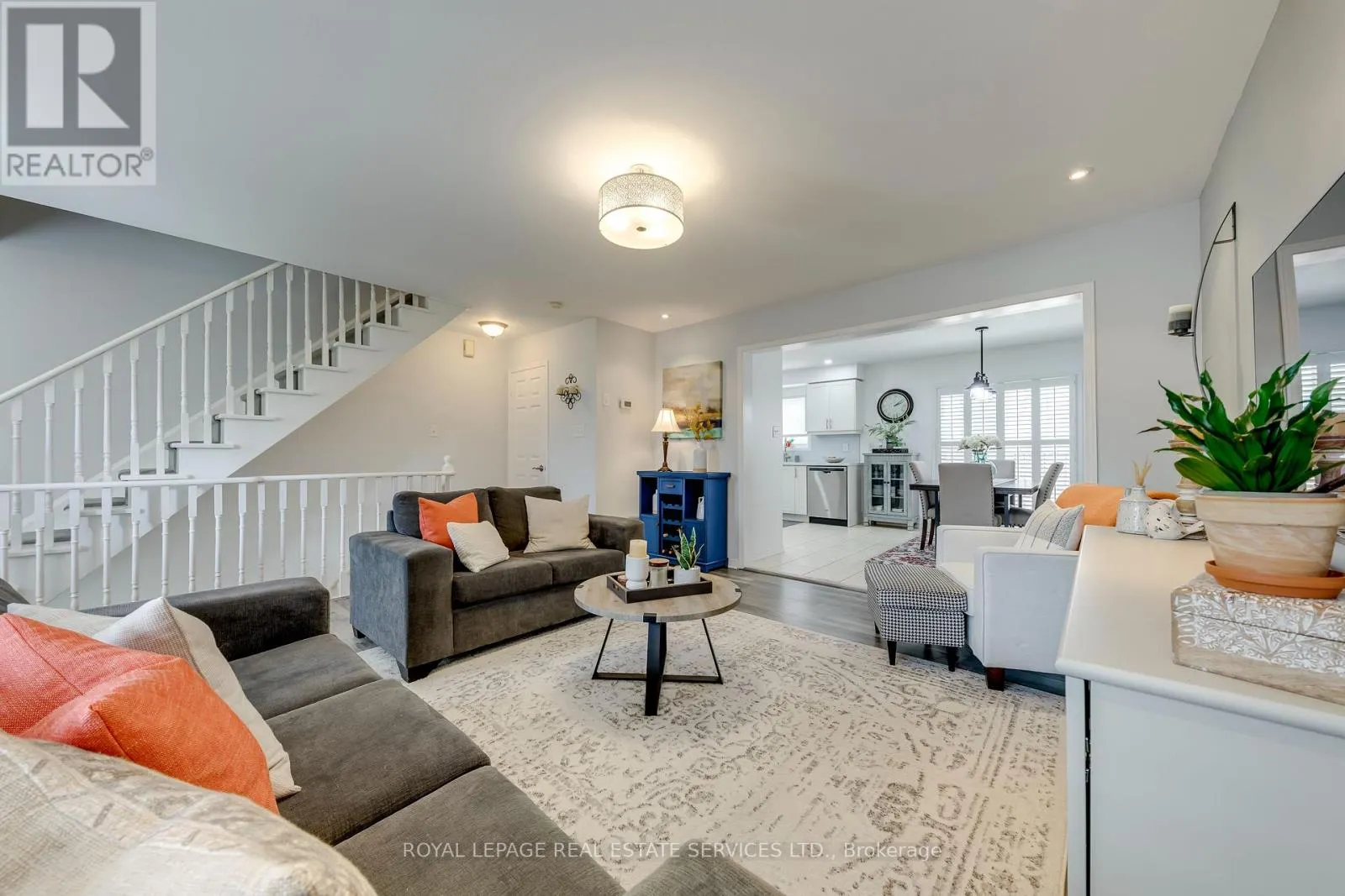 17 - 2360 PARKHAVEN BOULEVARD