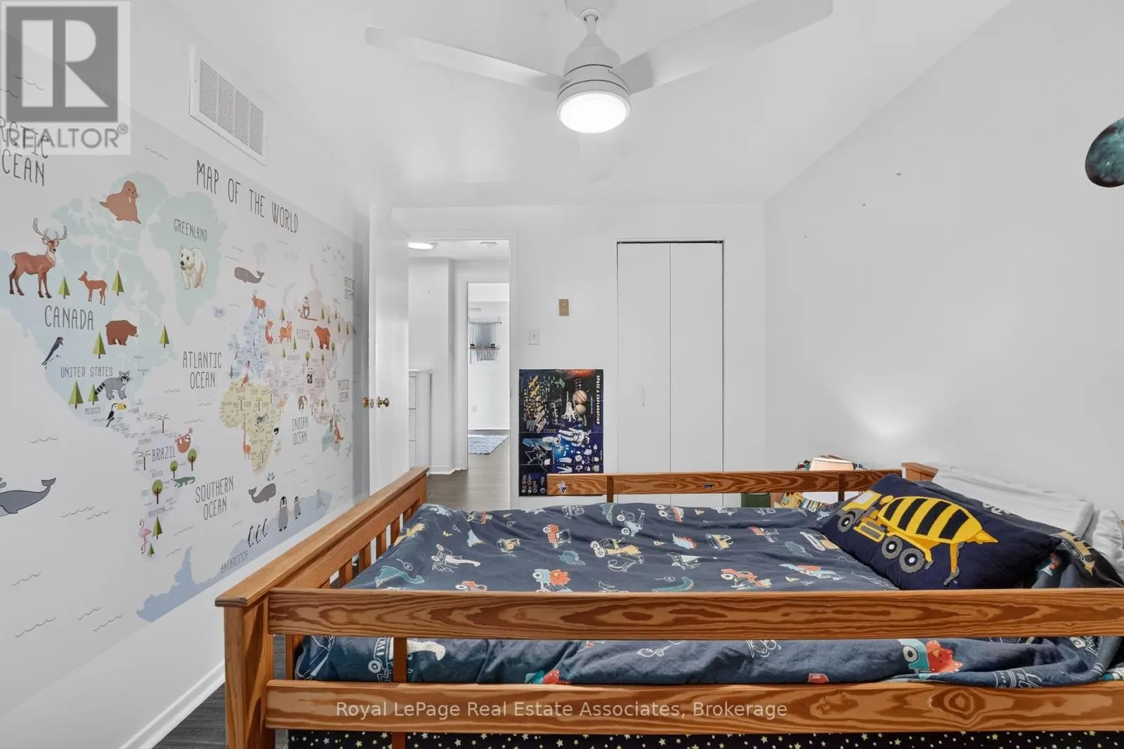 8 - 59 MAPLE AVENUE