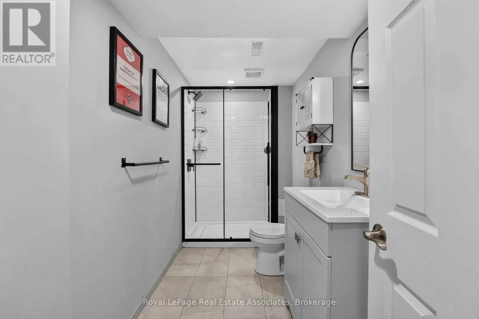 8 - 59 MAPLE AVENUE