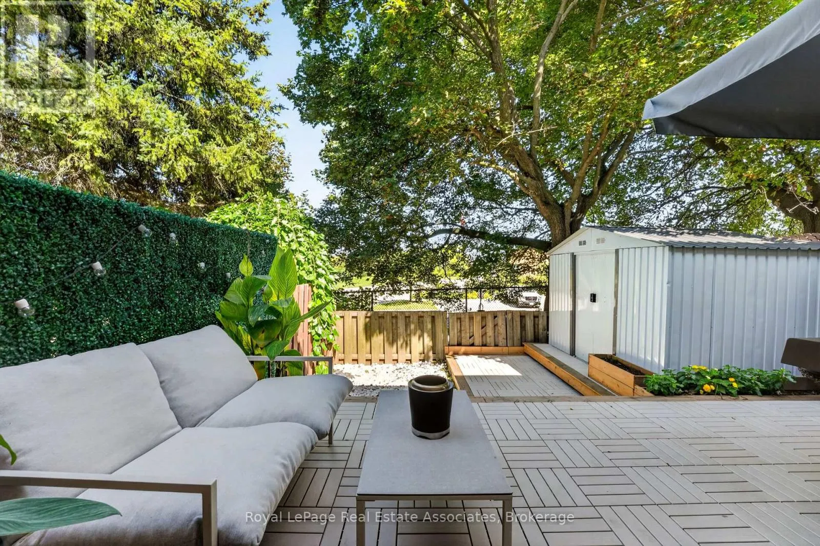 8 - 59 MAPLE AVENUE