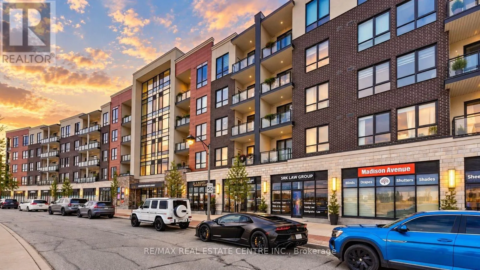 4 - 150 OAK PARK BOULEVARD