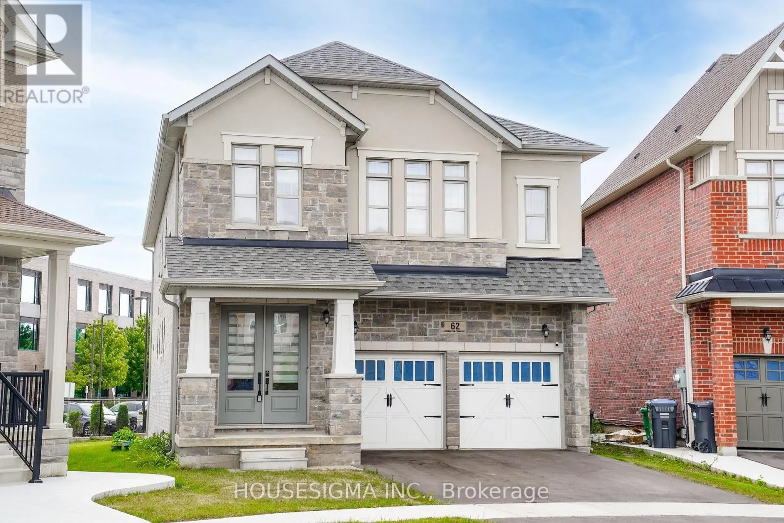 62 ROYAL FERN CRESCENT