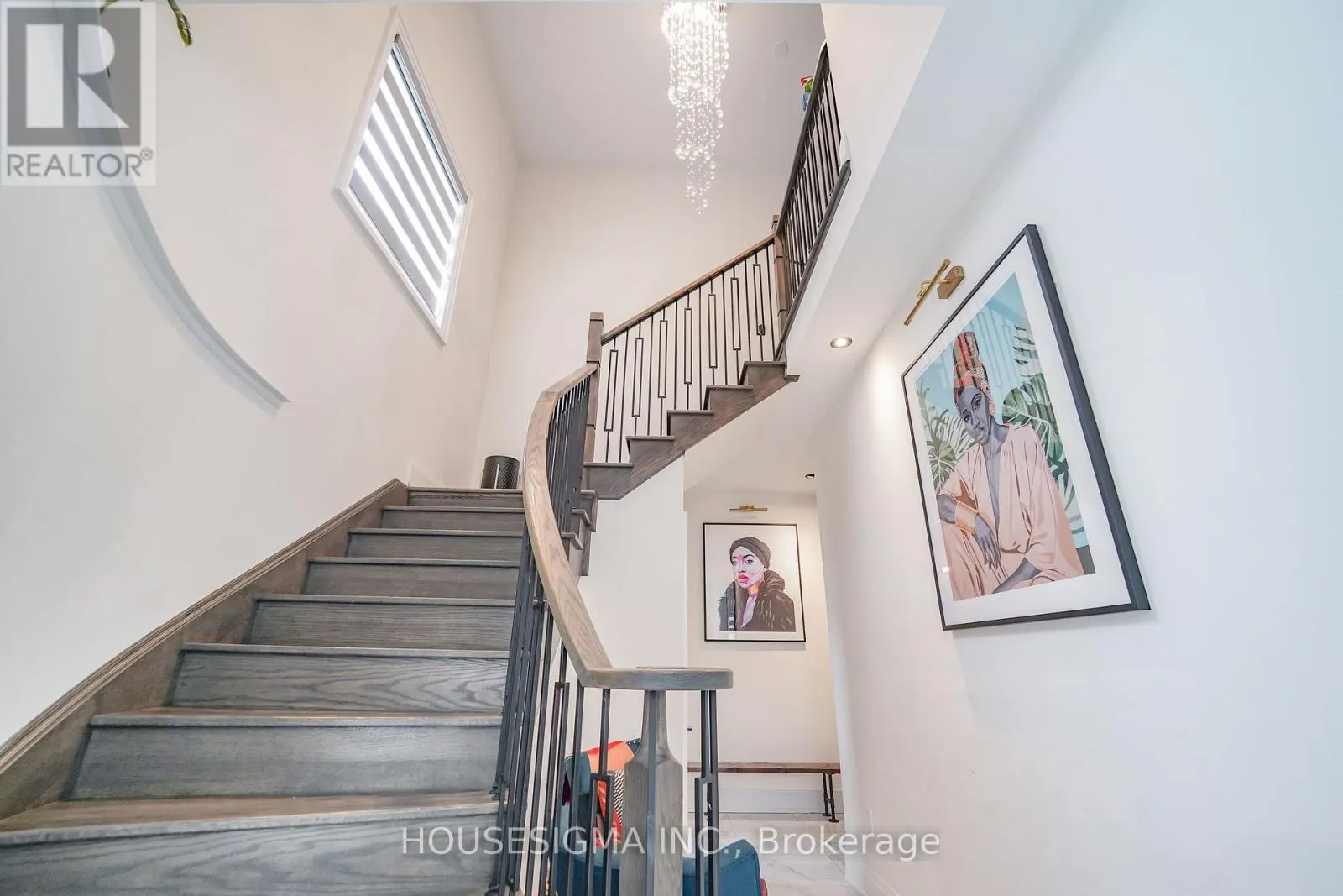 62 ROYAL FERN CRESCENT