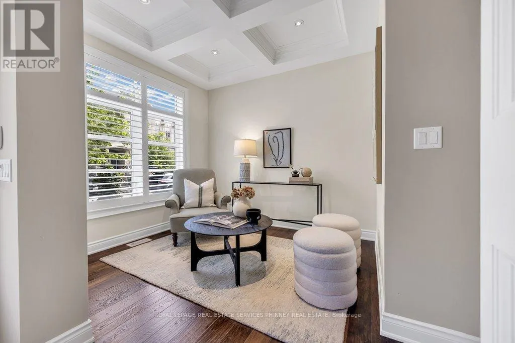 2444 CHATEAU COMMON
