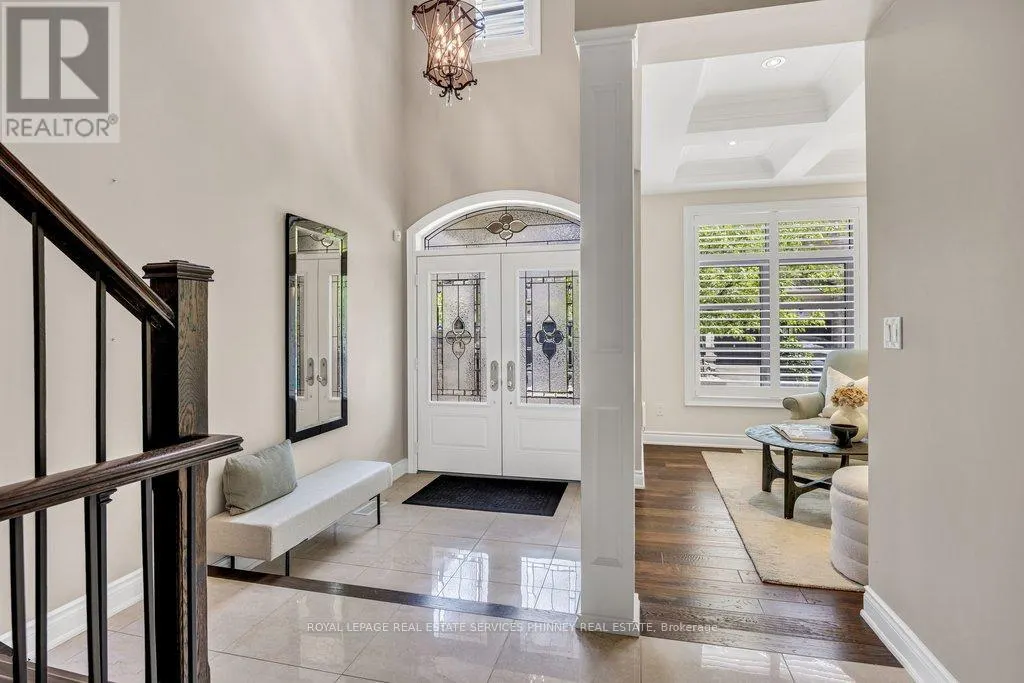 2444 CHATEAU COMMON