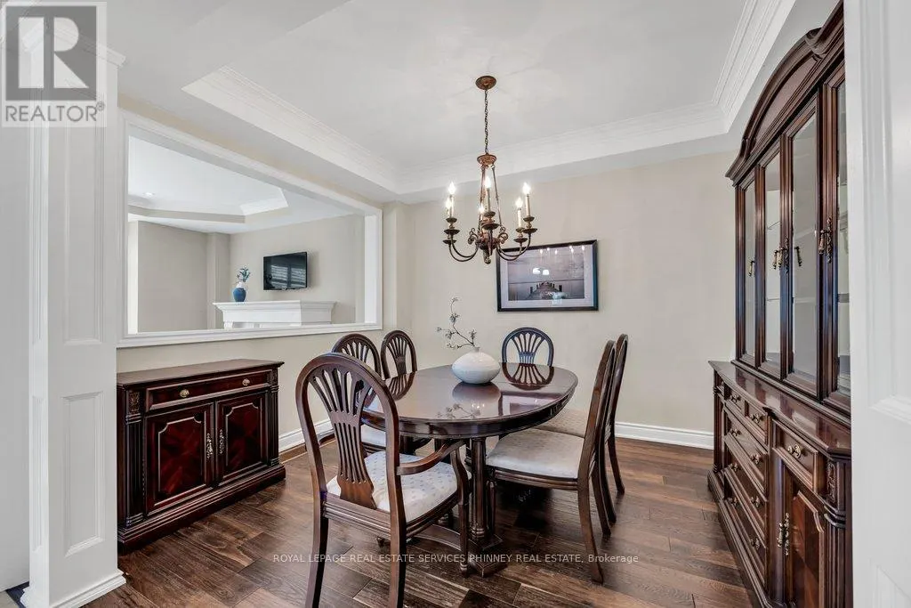 2444 CHATEAU COMMON