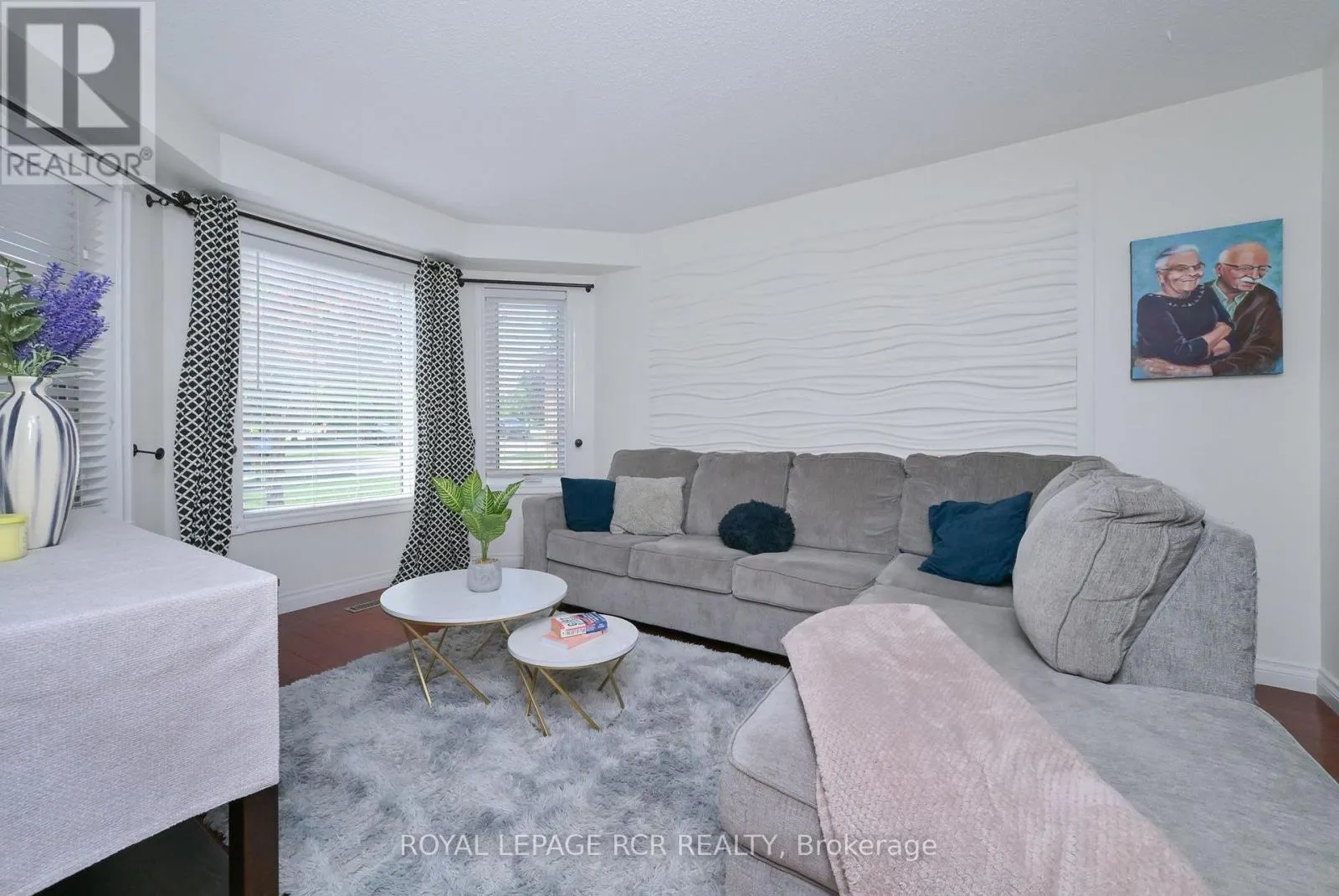 45 FIELDGATE DRIVE