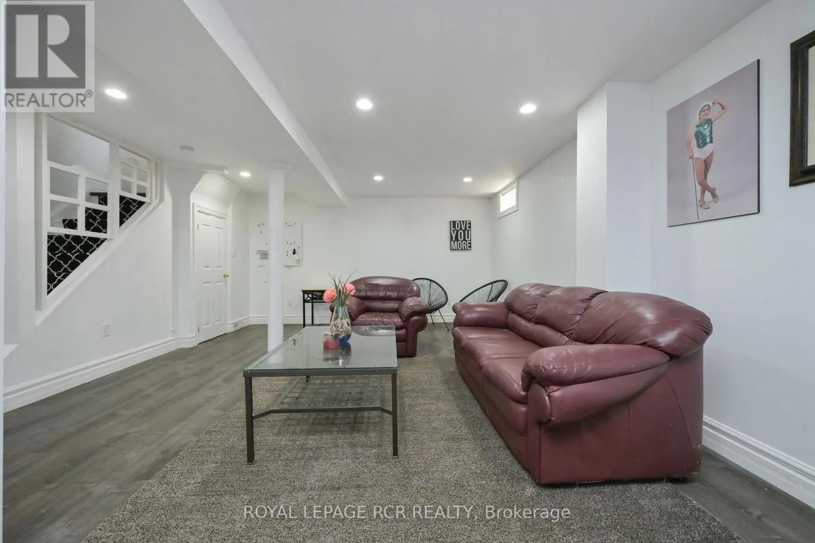 45 FIELDGATE DRIVE