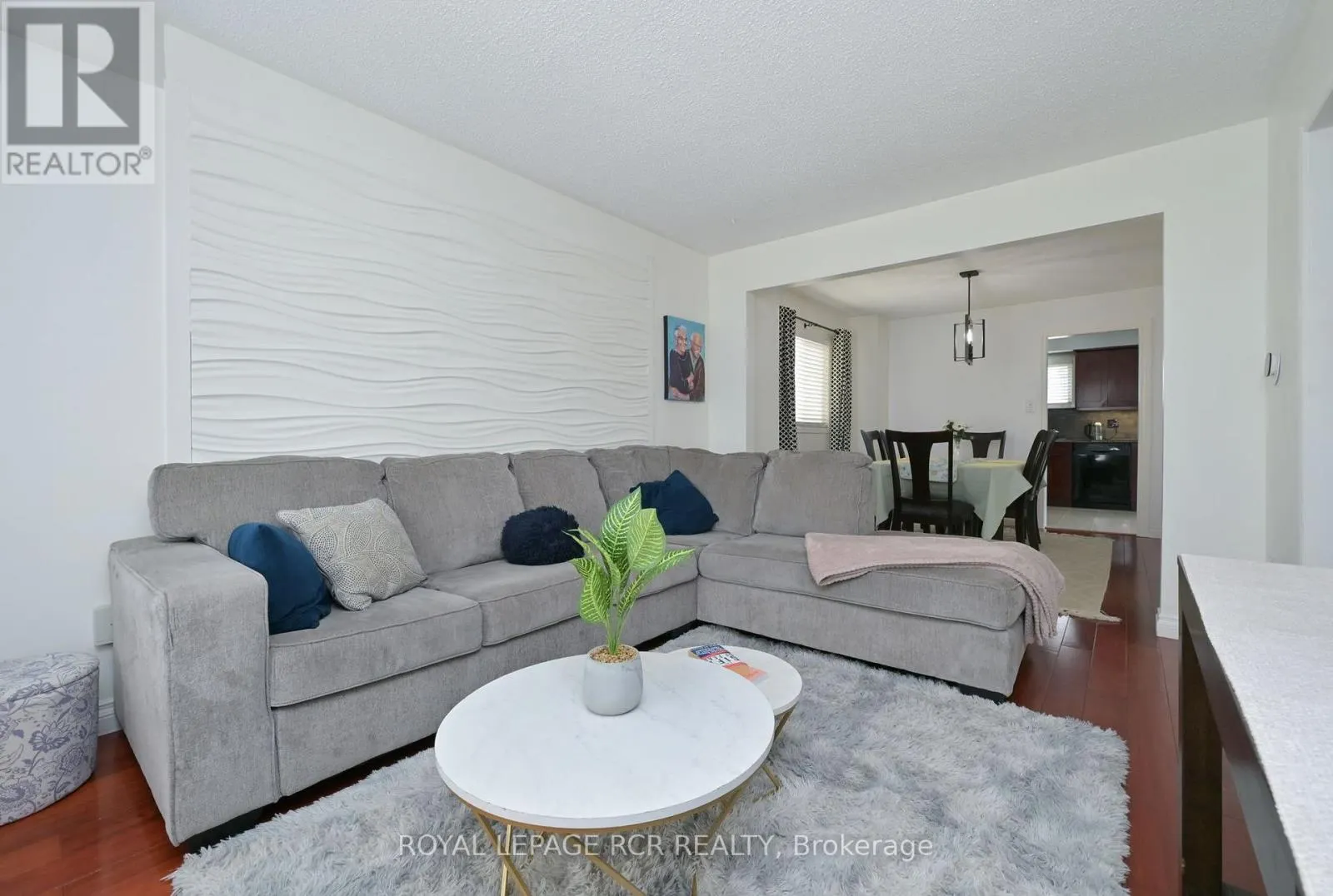 45 FIELDGATE DRIVE