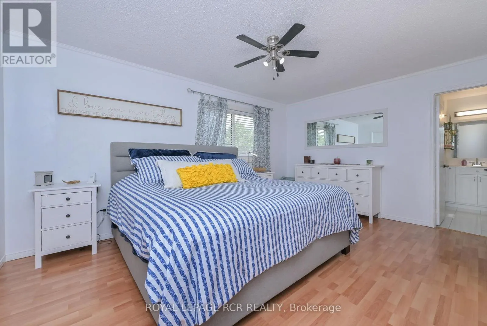 45 FIELDGATE DRIVE