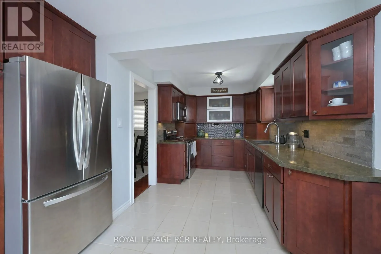 45 FIELDGATE DRIVE