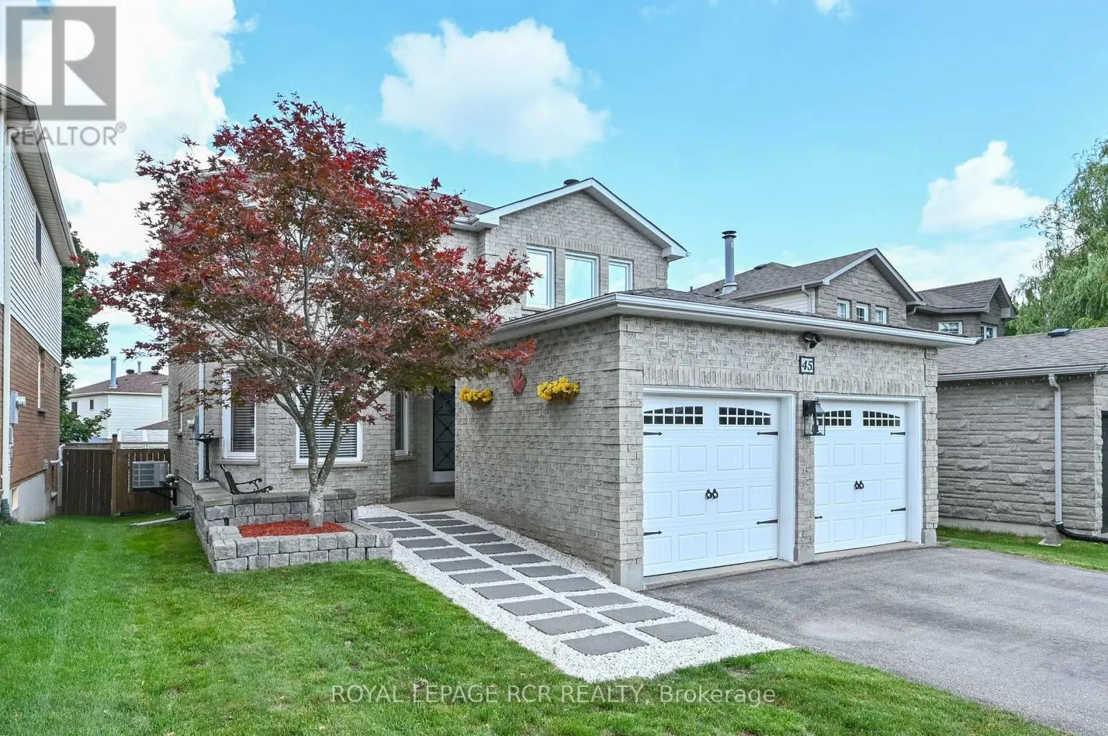 45 FIELDGATE DRIVE
