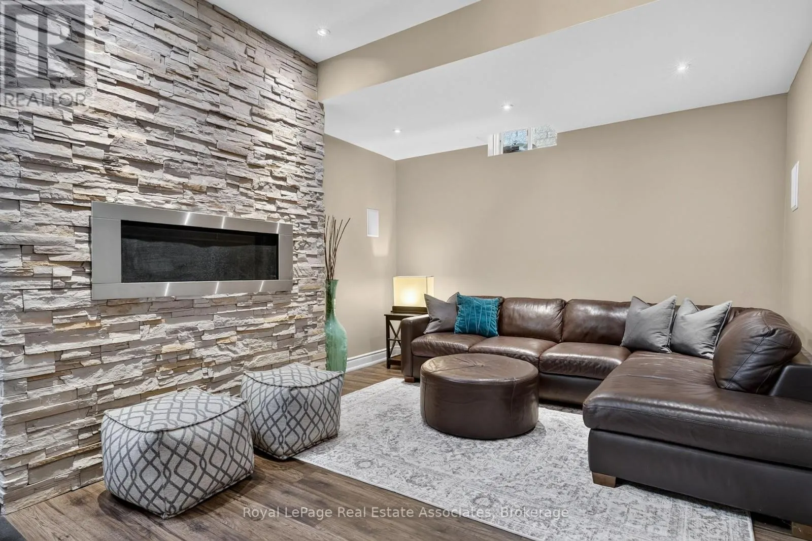 2320 WUTHERING HEIGHTS WAY