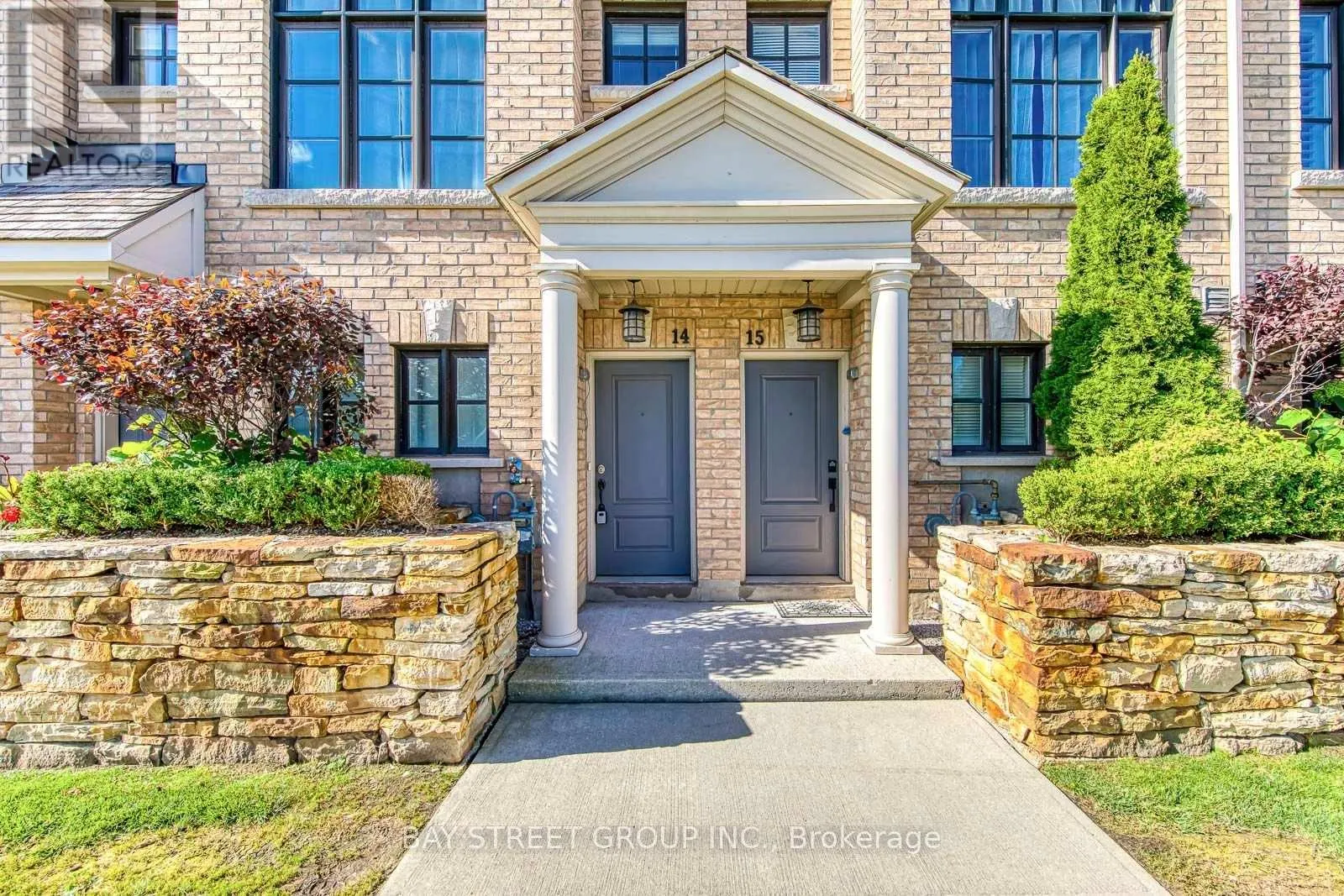 #14 - 2172 TRAFALGAR ROAD