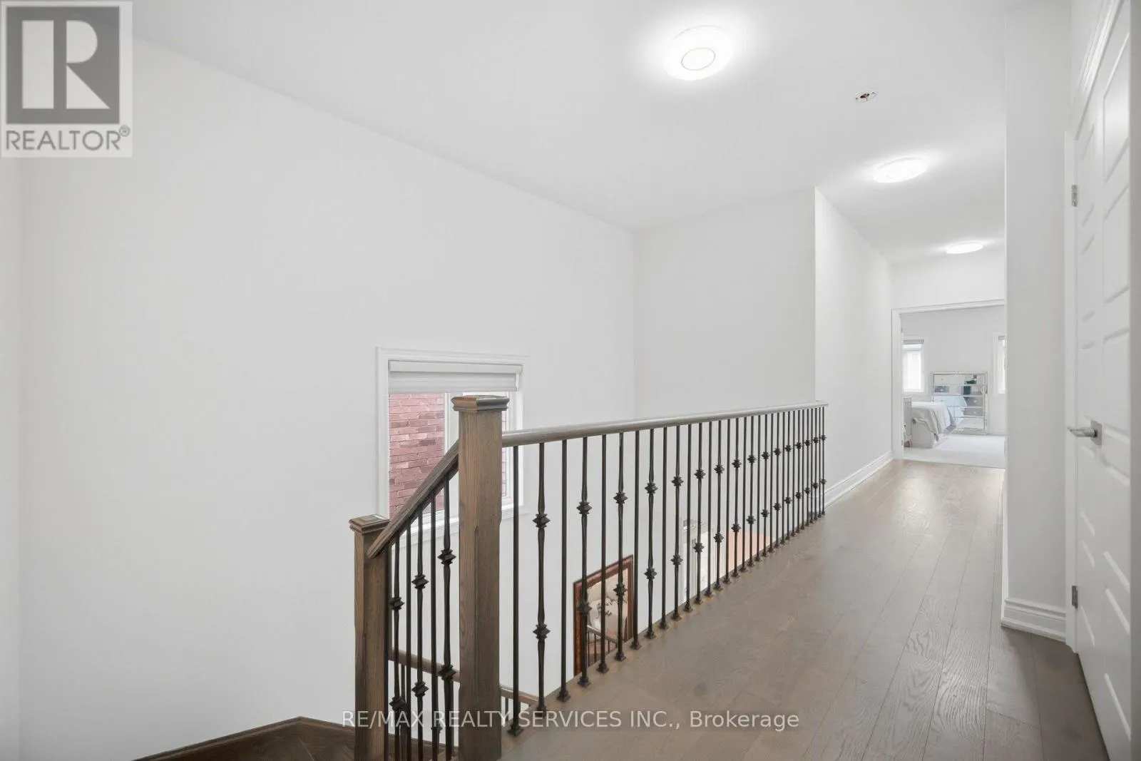 70 ROYAL FERN CRESCENT