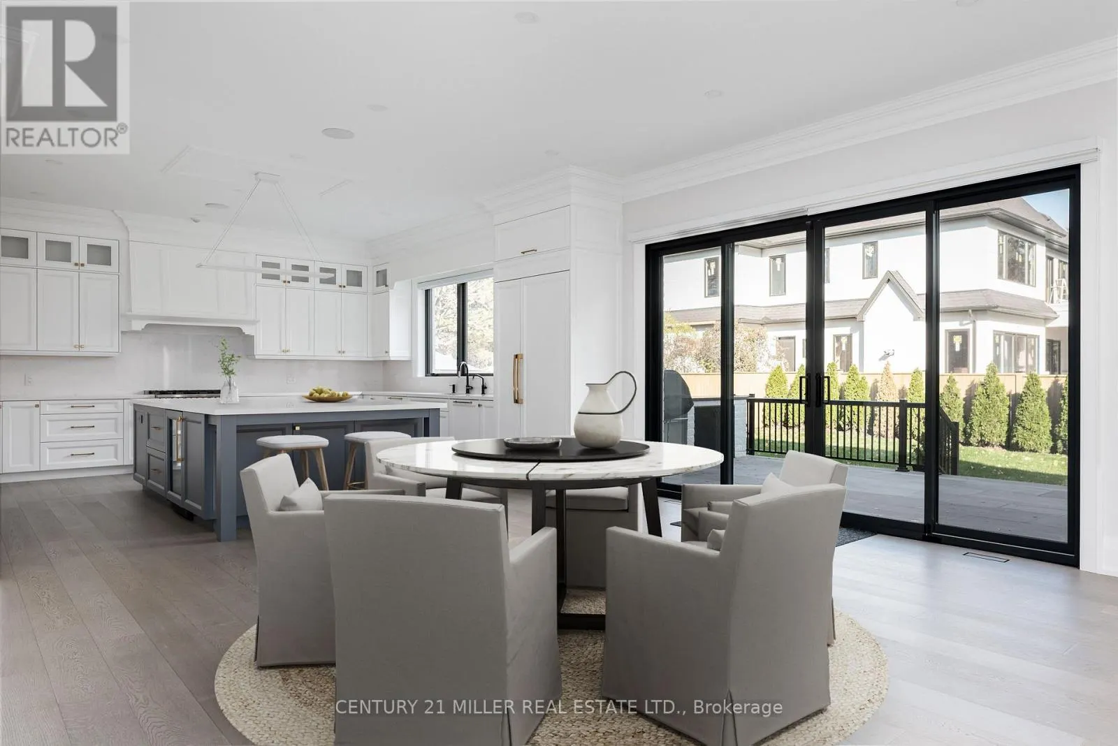 481 CHARTWELL ROAD